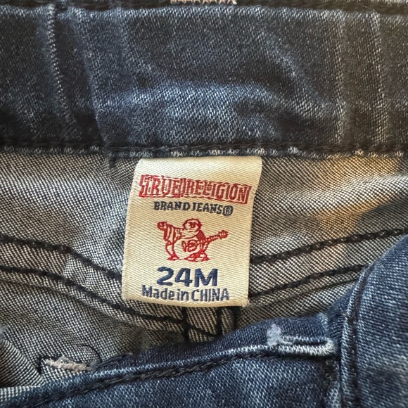 Billy Dark Washed True Religion Shorts - Picture 3 of 6